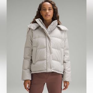Lululemon Wunder Puff Jacket. Color: Heathered Natural Ivory. Size 6. NWOT.